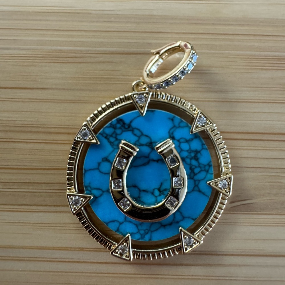 Bomb Party Outlaw Collection Charm